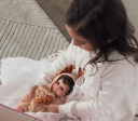 Filha de Ticiane e Tralli ganha bebê reborn no aniversário de 6 anos