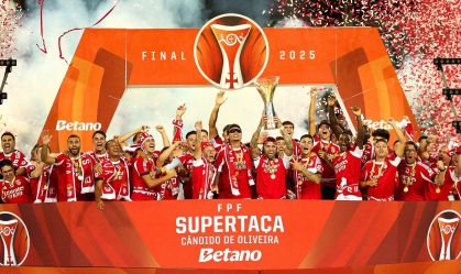 Com Ríos titular, Benfica bate o Sporting e vence a Supertaça de Portugal