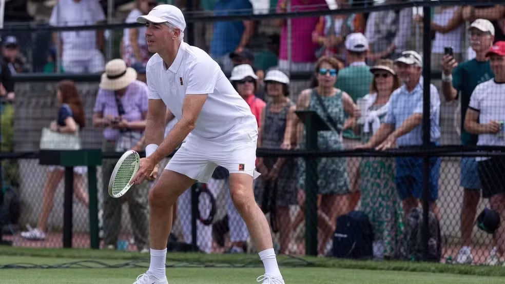 Bilionário participa de torneio da ATP e gera polêmica: "Comprou a vaga"