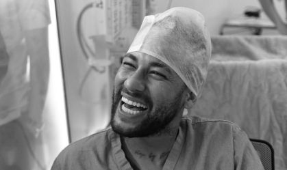 Neymar com a filha Mel