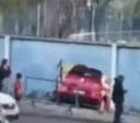 Carro desgovernado perde freio, destrói muro e invade CT do Cruzeiro