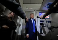 Trump dá 10 dias para Putin acabar com a guerra a partir de hoje