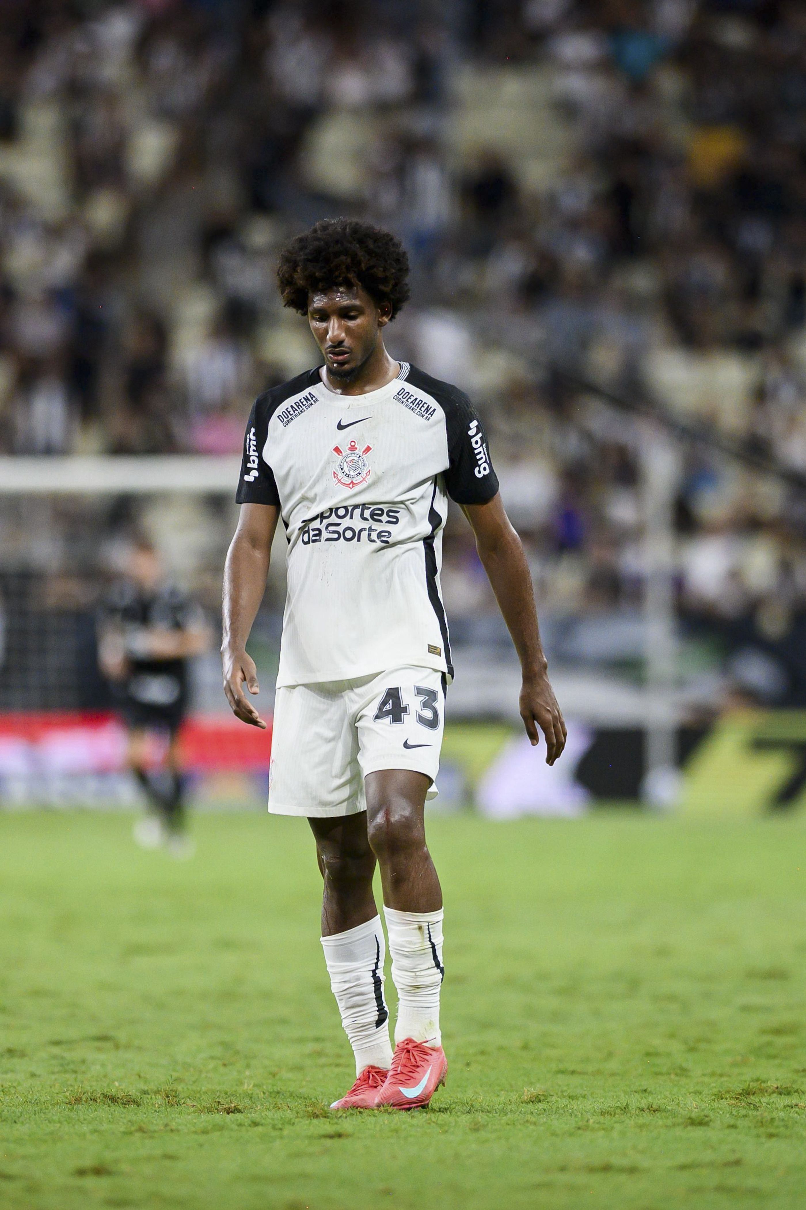 Clube europeu observa meia do Corinthians e deve fazer proposta