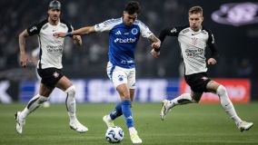 Lance de Corinthians x Cruzeiro pelo Brasileirão
