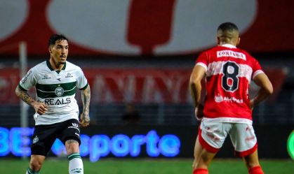 Segue o líder: Coritiba bate o CRB e segue na ponta da Série B