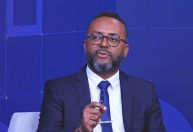 Brasil vive modelo de crescente degradação política, diz Creomar de Souza