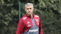Crespo espera contar com quatro reforços para sequência do São Paulo