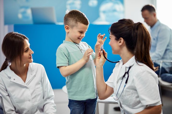 Diferentes subtipos de autismo permitem que os médicos planejem estratégias diagnósticas • Drazen Zigic/Freepic