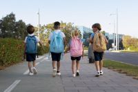 Pensando em mudar o filho de escola no próximo semestre? Veja o que avaliar