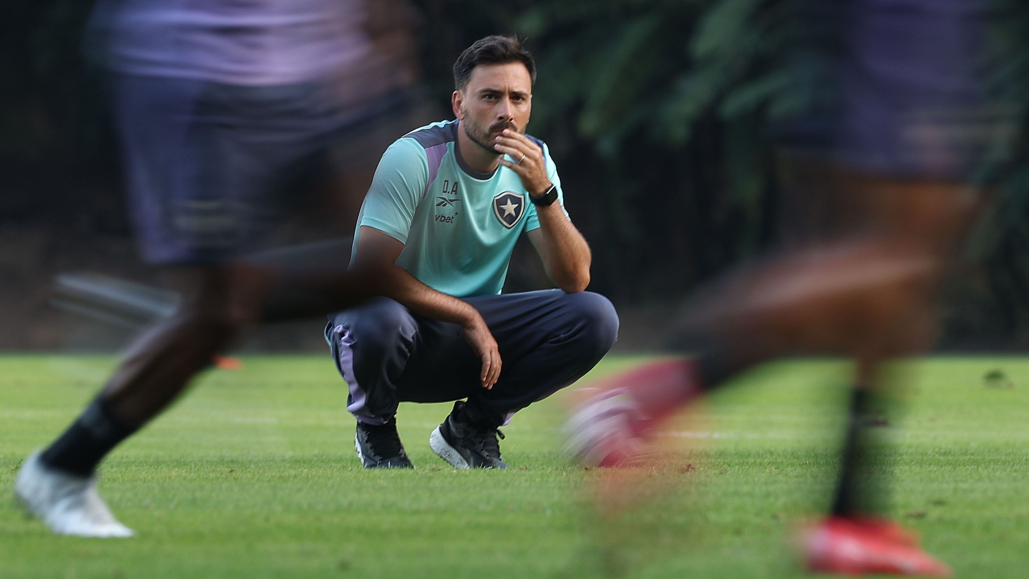 Davide Ancelotti comanda primeiro treino no Botafogo