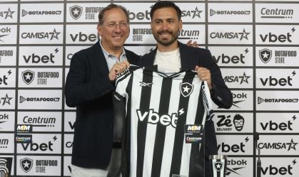 Textor abre o jogo sobre saída de Davide Ancelotti do Botafogo; veja