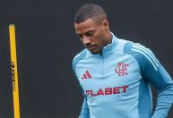 Flamengo x Atlético-MG: após polêmica, De La Cruz vai ao Uruguai e não joga
