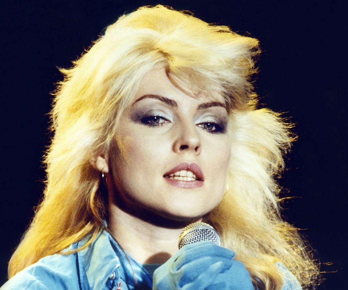 80 anos de Debbie Harry: relembre os sucessos do Blondie | CNN Brasil