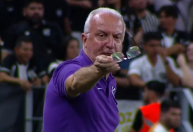 Com números ruins no Brasileirão, Corinthians acende sinal de alerta