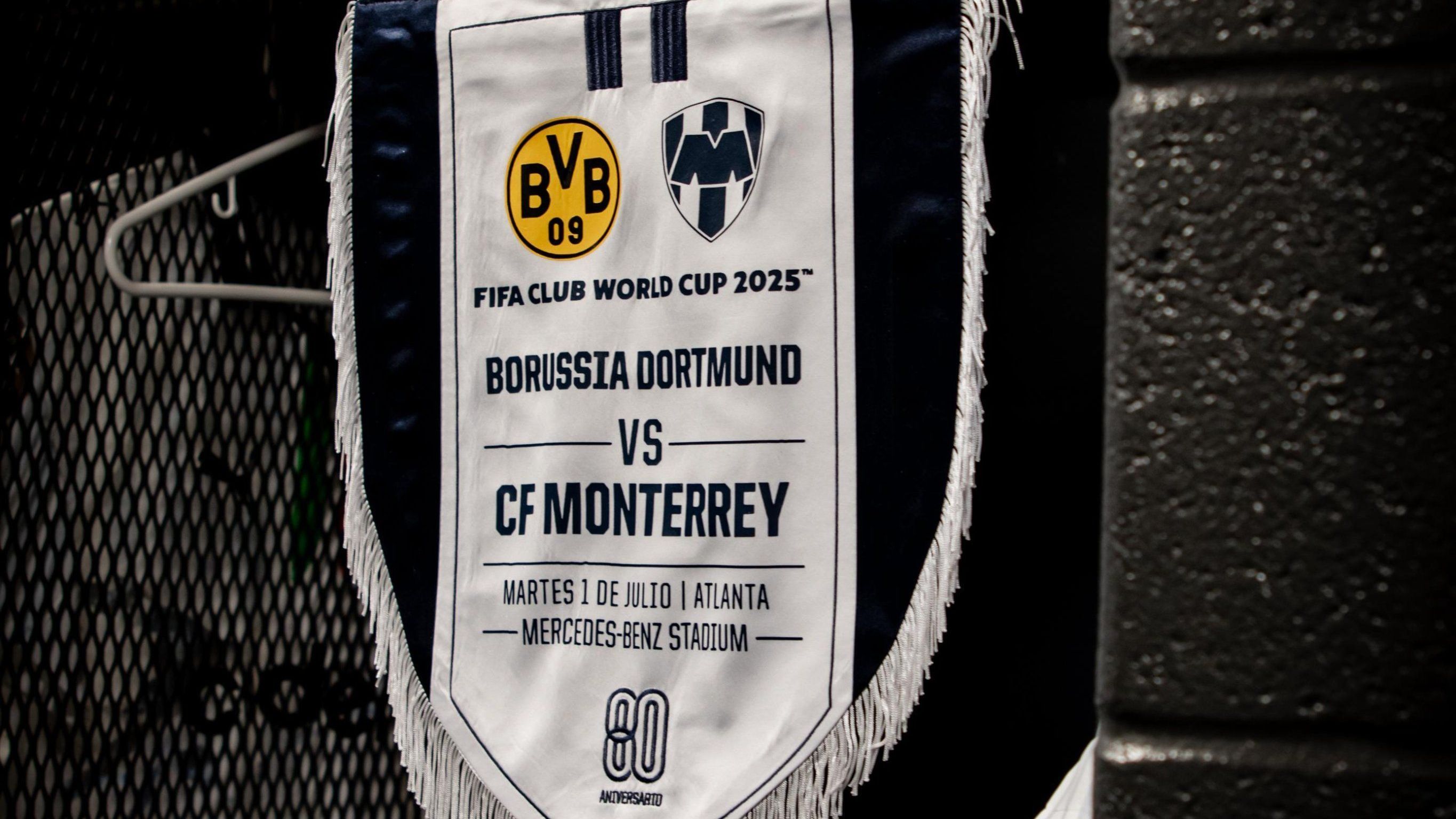 Flâmula do Monterrey para o duelo contra o Borussia Dortmund