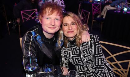 Ed Sheeran diz que precisa ter cuidado antes de mostrar músicas à esposa