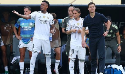 Éder Militão volta a jogar pelo Real Madrid após drama de oito meses