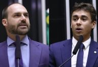 Eduardo Bolsonaro entra em choque com Nikolas Ferreira