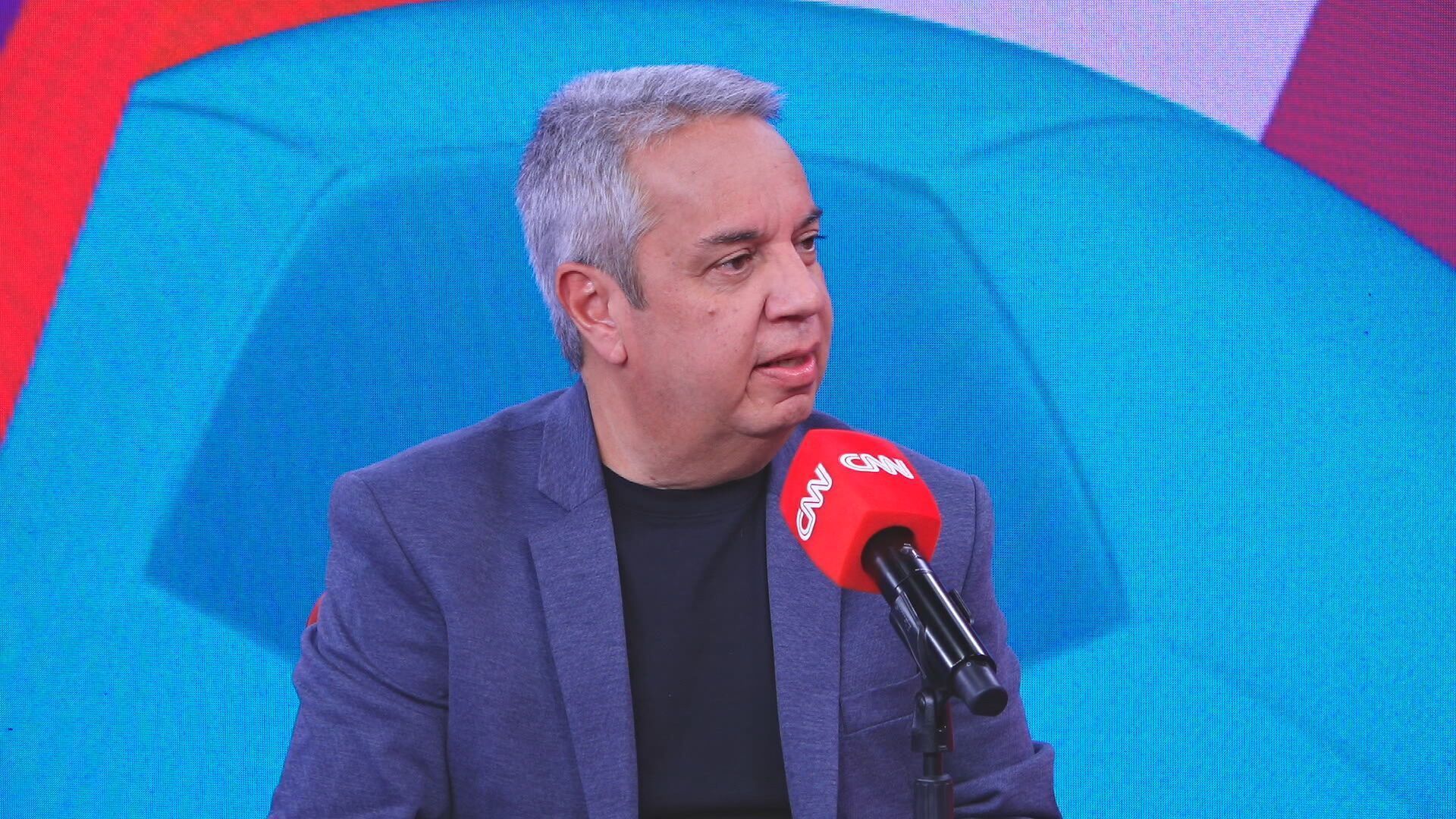 Eduardo Toni durante participação no CNN Esportes S/A