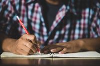 SP: estão abertas as matrículas para aulas do EJA no 2º semestre