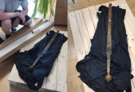 Pescador encontra rara espada medieval preservada; veja fotos