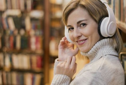 Como melhorar a pronúncia em inglês sem sair do Brasil