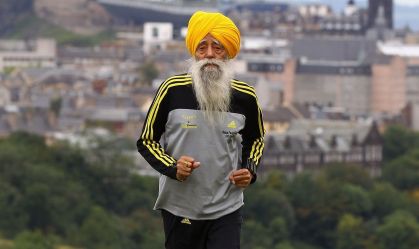 Aos 114 anos, maratonista mais velho do mundo morre atropelado na Índia