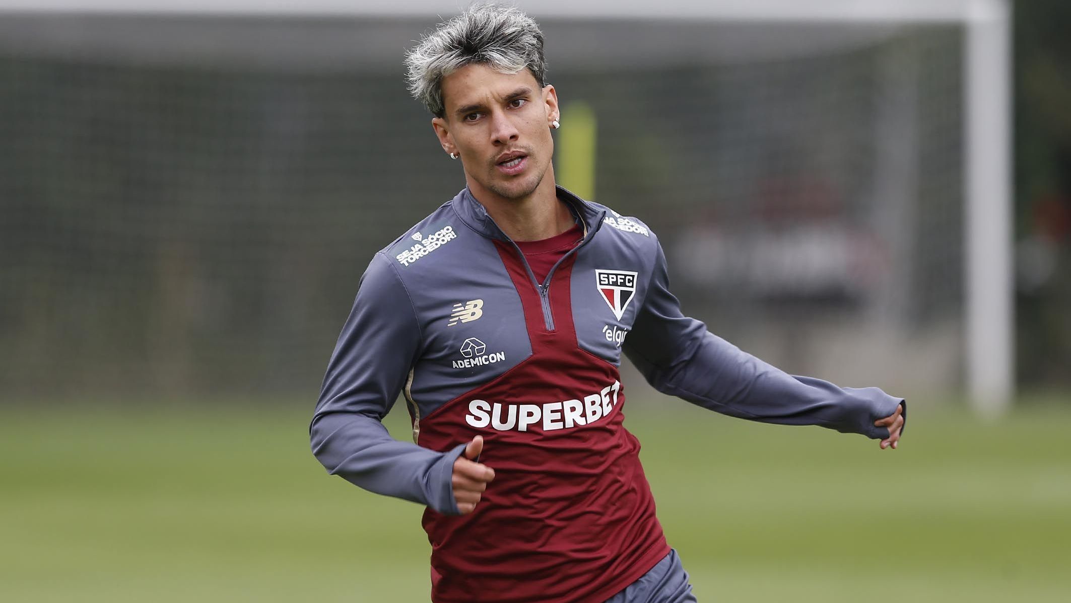 Ferreira em treino do São Paulo