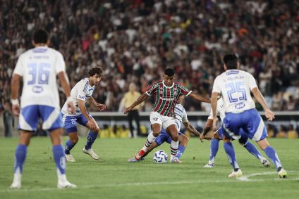 Lance de Fluminense x Cruzeiro, pelo Brasileirão