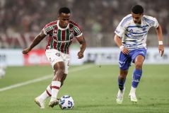 Lance de Fluminense x Cruzeiro, pelo Brasileirão