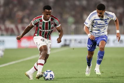 Lance de Fluminense x Cruzeiro, pelo Brasileirão