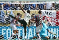 Fábio analisa derrota do Fluminense para Chelsea: “Feliz nas finalizações”