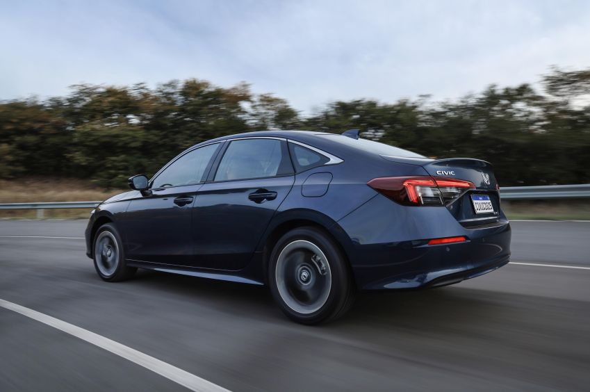 Honda Civic 2026 tem área frontal redesenhada, com um para-choque completamente novo • Divulgação