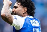 Milton Nascimento se pronuncia sobre processo contra o Cruzeiro; veja