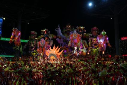 Boi-Bumbá Garantido foi o campeão do Festival Folclórico de Parintins deste ano