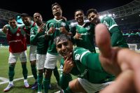 Felipe Anderson "some" e volta ao Palmeiras sem explicação de Abel