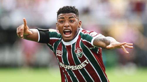 Hércules marca o segundo gol do Fluminense sobre o Al-Hilal