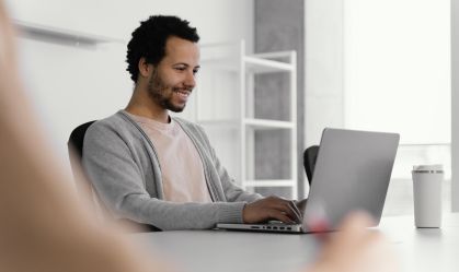 Live nesta segunda (28) tira dúvidas de candidatos do Encceja 2025