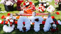 Torcedores do Liverpool homenageiam Diogo Jota no estádio Anfield; veja
