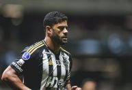 Hulk abre o jogo sobre futuro no Atlético-MG: "Vai ser uma conversa"