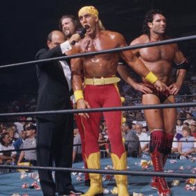 Terry Gene Bollea, mais conhecido pelo seu nome no ringue Hulk Hogan.