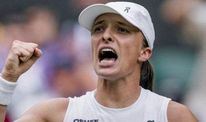 Swiatek atropela Bencic e enfrenta Anisimova na final de Wimbledon