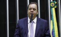 Família de Elmar Nascimento é alvo de operação sobre desvio de emendas