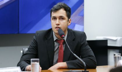 Envolvido em confusão com Glauber Braga deixa MBL e critica Arthur do Val