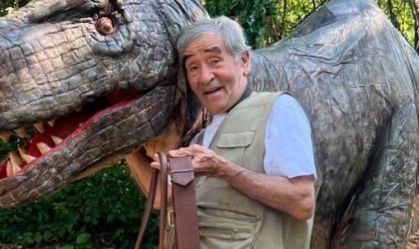 Aos 90 anos, humorista Ivo Holanda, das pegadinhas do SBT, é internado