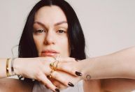 Jessie J revela novas atualizações do câncer após mastectomia; confira