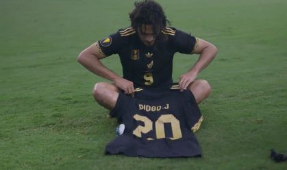 Jiménez homenageia o ex-companheiro Diogo Jota em Estados Unidos x México