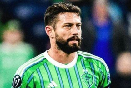 Ex-Botafogo rompe ligamento novamente em clube dos Estados Unidos; veja