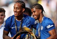 Brasileiros do Chelsea, João Pedro e Andrey ganham 1º título da carreira
