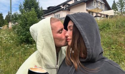 Produtora usa foto de Justin e Hailey Bieber para promover filme; entenda